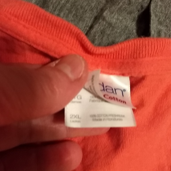 Tshirts - Picture 4 of 5